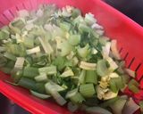 Une image de l'étape 7 de Gratin de céleri branche et courgettes à la crème et grana padano.