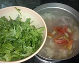 รูปขั้นตอนการทำที่ 6 ของ แกงส้มรวม 🍤 #แกงส้มกุ้ง #กุ้ง #เล็บมือนาง #หมูสามชั้น