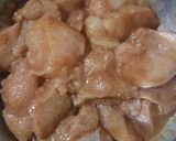 A picture of step 1 of Chicken cheese boti.