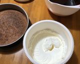 Foto del passaggio 5 della ricetta Torta mousse al cioccolato