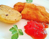 Foto del paso 5 de la receta: Filetes de merluza empanada con mermelada de tomate