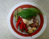 Foto langkah ke 2 dari resep Orek tempe kering pedas manis.