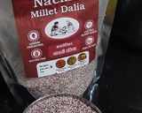 A picture of step 1 of Ragi upma.