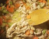 A picture of step 2 of Chicken soup (with bones).
