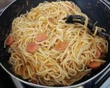 Foto del paso 4 de la receta: Espaguetis con Salchichas de res
