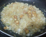 Foto del paso 2 de la receta: Contramuslos de pollo encebollados