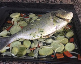 Foto del paso 10 de la receta: Dorada al horno con patatas y verdura