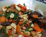 Foto langkah ke 5 dari resep 37. Oseng sayur telur puyuh.