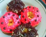 Foto langkah ke 4 dari resep Donat Maizena tower empuk, mumbul tanpa telur.