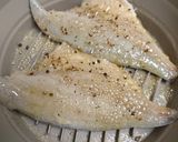 Foto del paso 1 de la receta: Filetes de lubina al ajillo