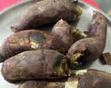 A picture of step 1 of Sweet potato halwa.