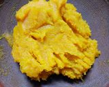 Foto langkah ke 1 dari resep Bingka Labu.
