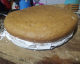 Foto del paso 4 de la receta: Torta de frutillas y crema🍓