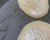 A picture of step 2 of American-style pancakes.