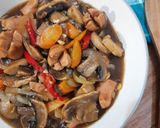 Foto langkah ke 5 dari resep Sosis Jamur Champignon Saus Inggris.