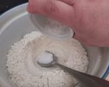 Foto del paso 1 de la receta: Masa para Pizza Básica 🍕