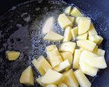 Foto del paso 1 de la receta: Sopa de puerro y pera