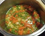 Foto del paso 14 de la receta: Crema de verduras súper rápida y fácil de hacer