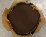 Foto langkah ke 3 dari resep Keto Basque Burnt Cheesecake.