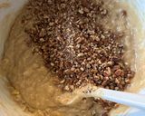 A picture of step 5 of Hummingbird Cake.