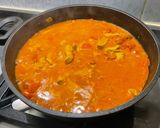 Une image de l'étape 18 de Poulet aux carottes, épices et lait de coco.