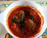 Foto del paso 2 de la receta: Albóndigas de cerdo en salsa de tomate
