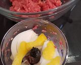 Foto del paso 1 de la receta: Albondigas especiadas en salsa de tomate con espárragos