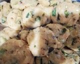 A picture of step 3 of Tawa Aloo tikki.