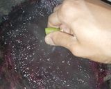 Foto langkah ke 3 dari resep Bolu Gulung Buah Naga (Gluten Free).