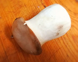Foto del paso 2 de la receta: Salteado de setas variadas con jamón