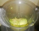A picture of step 1 of Avocado/banana smoothie.