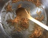 A picture of step 2 of Yellow Rice with Vermicelli الرز الأصفر مع شعريه.