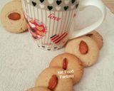 A picture of step 5 of Almond Cookies.