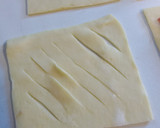 Foto del paso 3 de la receta: Hojaldres rellenos con jamón serrano y queso brie