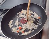 Foto del paso 2 de la receta: Calabaza con salchichas