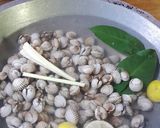 Foto langkah ke 1 dari resep Resep Pindang Kerang Khas Palembang Asli segar.