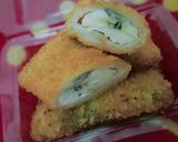 Foto langkah ke 8 dari resep Roti gulung sosis mayo.