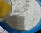 Foto langkah ke 2 dari resep Stik bawang renyah.