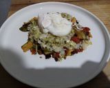 Foto del paso 7 de la receta: Huevos escalfados con verduras y arroz a la menta