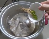 Hình bước làm 3 của món Bánh canh nấm sườn non