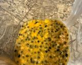 Hình bước làm 1 của món Nước mát chanh dây (passion fruits)