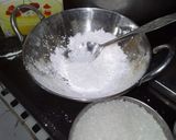 A picture of step 1 of Custard sharbat.