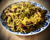 Foto del paso 8 de la receta: Spaghetti con grelos y shiitakes