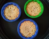 A picture of step 4 of Pistachio almond ghee halwa cake.