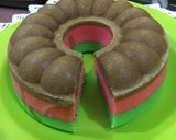 Foto langkah ke 7 dari resep Bolu Pelangi Putih Telur.