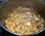 Foto del paso 5 de la receta: Taquitos de lomo en salsa con patatas "chips"