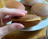 Foto langkah ke 7 dari resep Dorayaki, Lembut dan Fluffy!.
