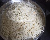 A picture of step 1 of Vegetables Chowmein.