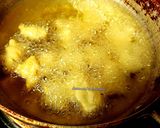 A picture of step 3 of Moong pakoda.