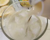 Foto langkah ke 3 dari resep Honey Lemon Yakult.